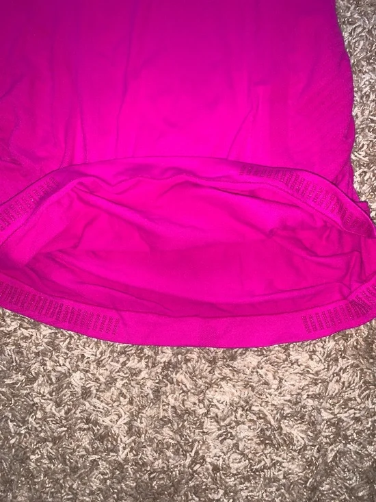 Athleta Women’s Fuchsia Racerback Fitted Ruched Performance Workout Tank Top - Picture 5 of 8